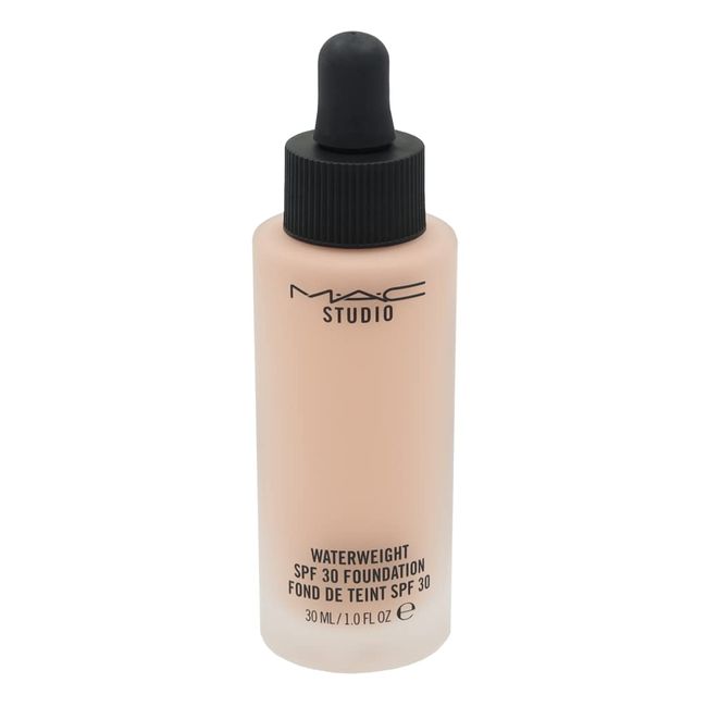 MAC Studio Waterweight Foundation NW18 30ml