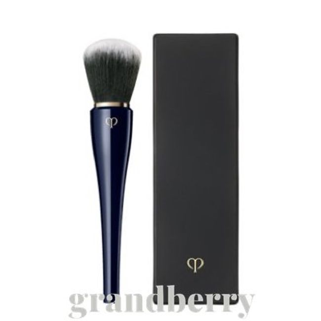 Shiseido Cre de Peau Beauté Panseau (Poudre) Foundation Brush