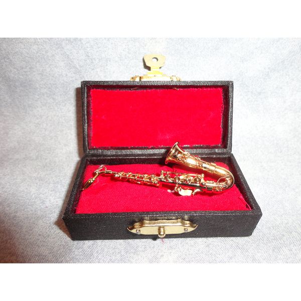 TENOR SAXOPHONE INSTRUMENT PIN TIE TACK 2.5"