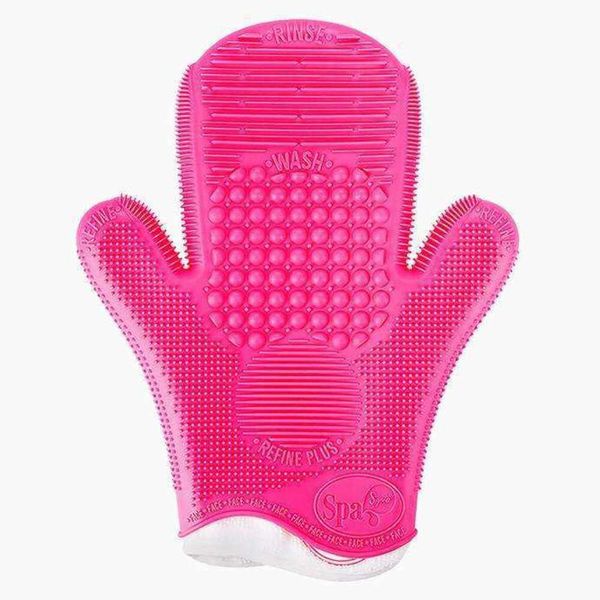 Sigma 2X Sigma Spa Brush Cleaning Glove - Makeup Brush Cleaning Glove with 7 Textures - Silicone Brush Cleaning Mat Glove to Deep Clean and Extend the Life of Your Makeup Brushes - Pink Makeup Brush Glove