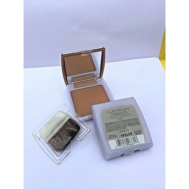 L'OREAL Glam Bronze BRONZING POWDER - DAZZLING SUNLIGHT #943 New LOT OF 2