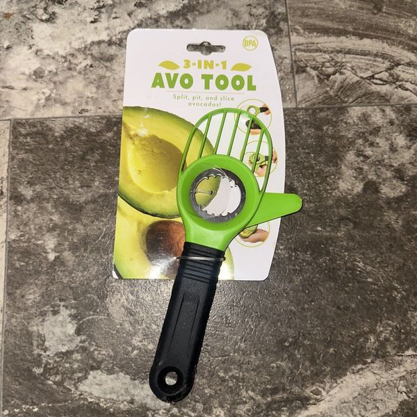 The Avocado Tool That Splits/Pits & Slices! 3-in-1 Ergonomic Non Slip Handle