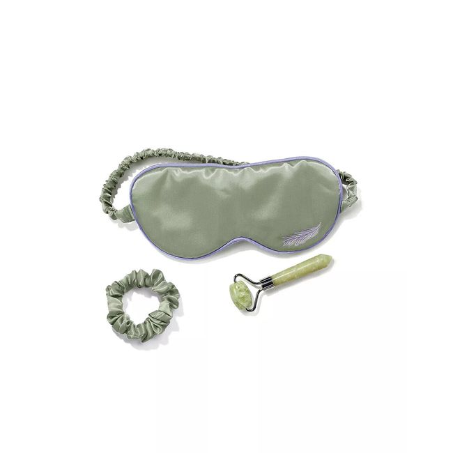 Bloomingdales Spa Kit Silky Eye Mask Scrunchie stone Face Roller Set + Bag Green