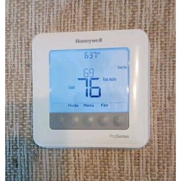 Honeywell Digital Programmable Thermostat TH6220U2000