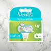 Gillette Venus Extra Smooth Razor Blades Women, Pack of 4 Razor Blade Refills, Lubrastrip with A Touch of Avocado Oils, SkinCushion Helps Protect From Shave Irritation