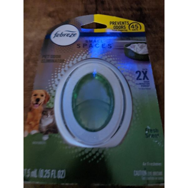 Febreze Small Spaces Pet Odor Eliminator Fresh Scent Air Freshener  1 Ct