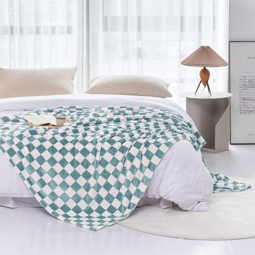 LOMAO Throw Blankets Flannel Blanket with Checkerboard Grid Pattern Soft Throw Blanket for Couch, Bed, Sofa Luxurious Warm and Cozy for All Seasons (Light Blue, 60"x80")