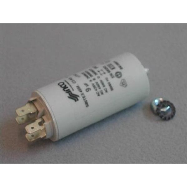 KEMET 9µF 16V Aluminium Surface Mount Capacitor