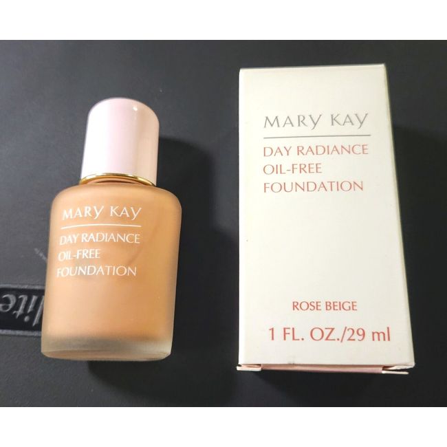 Mary Kay Day Radiance Oil Free Liquid Foundation Rose Beige #1474  Discontinued