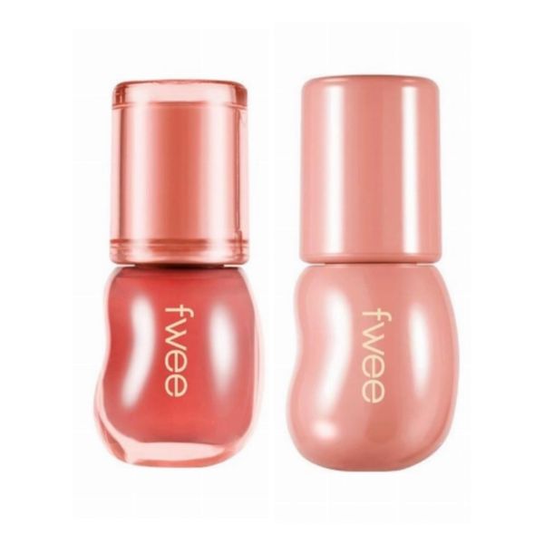 (70% Vanilla, 30% Vanilla Set) f w e e Fee 3D Volumizing Gloss 70% Vanilla + 30% Vanilla