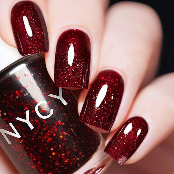 Burgundy Nail Polish, Red Glitter Nail Polish, Quick Dry Long Lasting Holographic Dark Red Christmas Nail Varnish, Sparkly Shimmer Wine Red Nail Glitter Nail Art Manicure DIY Home Nail Salon for Women